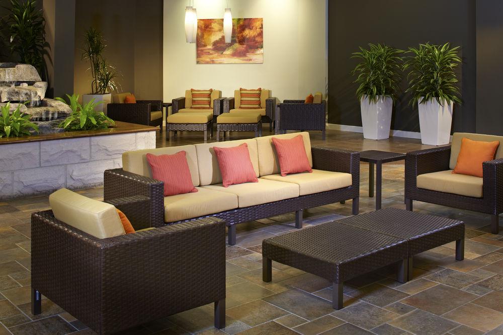 Courtyard Milwaukee Downtown Hotel Екстериор снимка